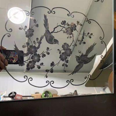 Машина для гравировки зеркала с светодиодным освещением Вертикальная структура Лазерная резка Стекло песочница Штемпель